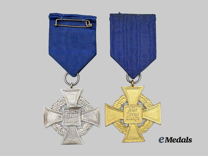 germany,_third_reich._a_pair_of_civil_faithful_service_awards,_for25_and40_years_e_medals__g61651_4