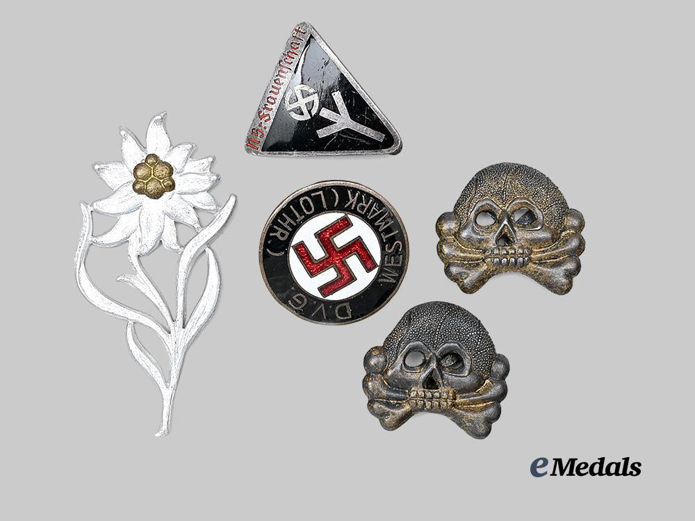 germany,_third_reich._a_mixed_lot_of_badges_and_insignia_e_medals__g61654_2