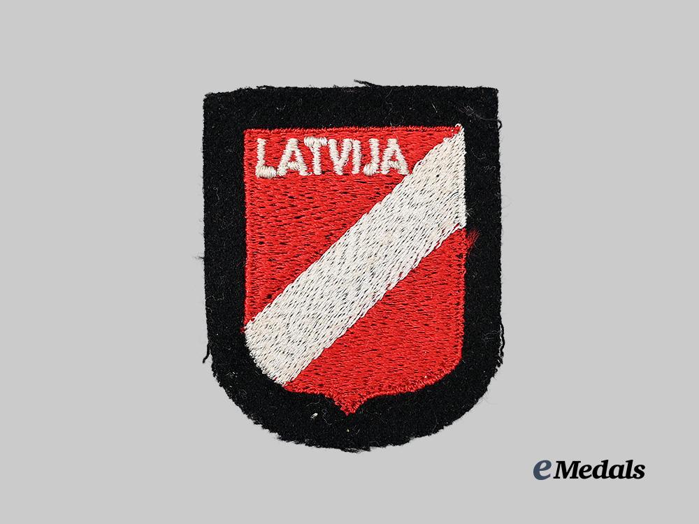 germany,_s_s._a_mint_latvian_waffen-_s_s_volunteer’s_sleeve_insignia_e_medals__g61668_2