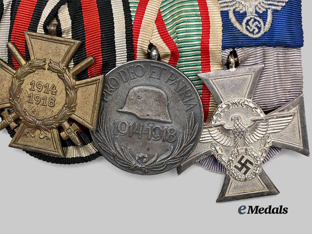 germany,_third_reich._a_medal_bar_for_first_world_war_and_police_service_e_medals__g61674_3