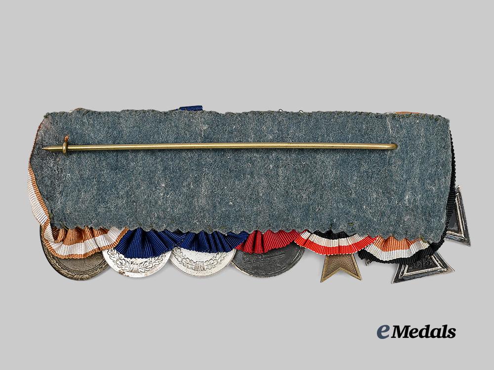 germany,_wehrmacht._a_long_service_medal_bar_for_an_eastern_front_combatant_e_medals__g61682_5