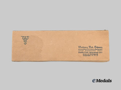 germany,_imperial._a_medal_bar_for_first_world_war_and_third_reich_police_service,_with_case,_by_wolfgang_robert_schwarz_e_medals__g61687_2