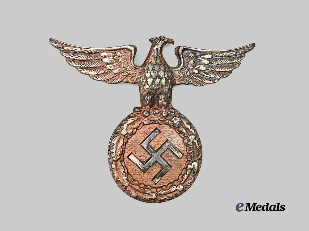 germany,_third_reich._a_patriotic_desk_eagle_e_medals__g61688_3