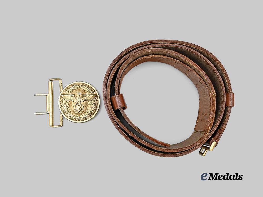 germany,_n_s_d_a_p._a_political_leader’s_belt_and_buckle,_by_friedrich_linden_e_medals__g61689_4