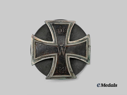germany,_imperial._a1914_iron_cross_i_class,_screwback_version,_privately-_purchased_example_e_medals__g61693_2