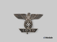 Germany, Wehrmacht. A 1939 Clasp to the Iron Cross I Class, Type II, Unknown Maker Variant