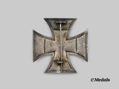 germany,_imperial._a1914_iron_cross_i_class,_pillowback_version,_by_a._werner&_söhne_e_medals__g61701_3