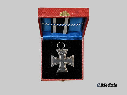 germany,_imperial._a1914_iron_cross_i_i_class,_with_luxury_case_to_a_bavarian_recipient_e_medals__g61714_3