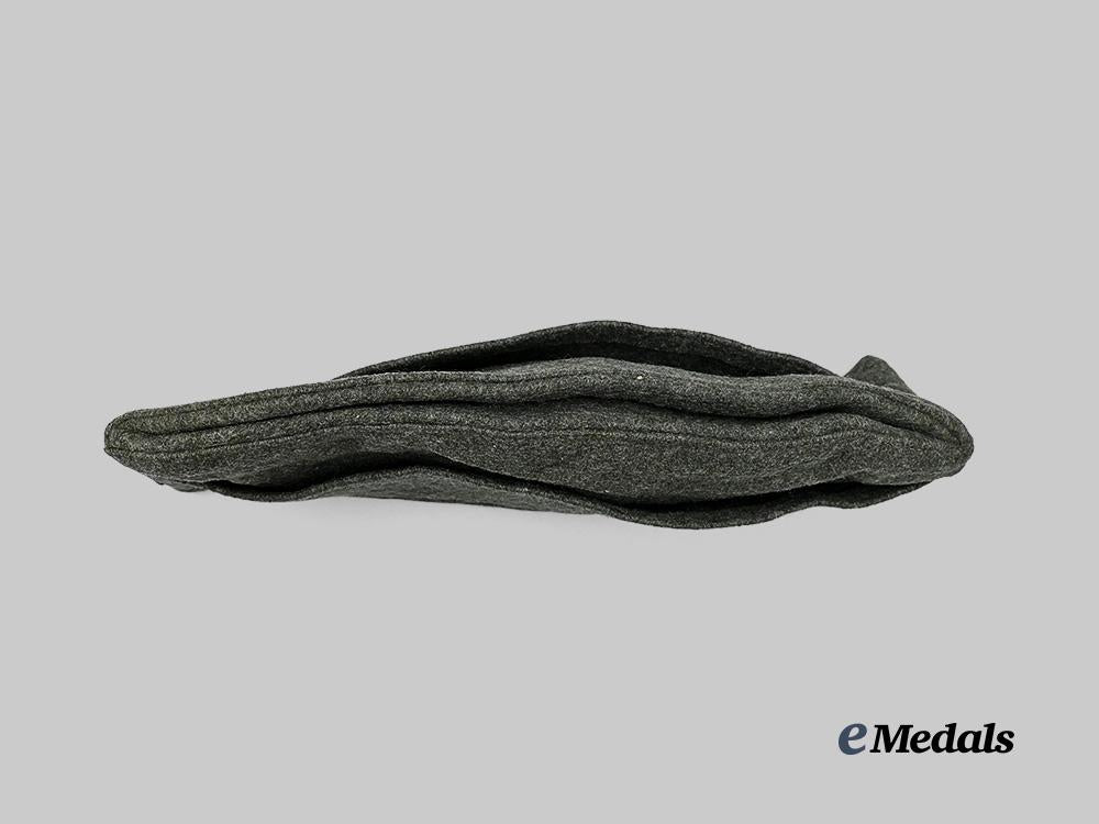 germany,_kriegsmarine._a_coastal_artillery_overseas_cap,_owner-_attributed,_by_société_chapelière_parisienne_e_medals__g61732_6