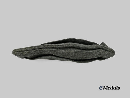 germany,_kriegsmarine._a_coastal_artillery_overseas_cap,_owner-_attributed,_by_société_chapelière_parisienne_e_medals__g61732_6