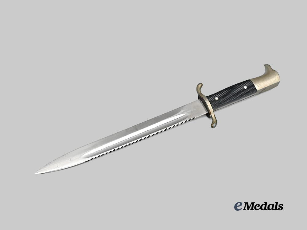 germany,_ordnungspolizei._a_fire_police_sawback_dress_bayonet,_by_alcoso_e_medals__g61738_5