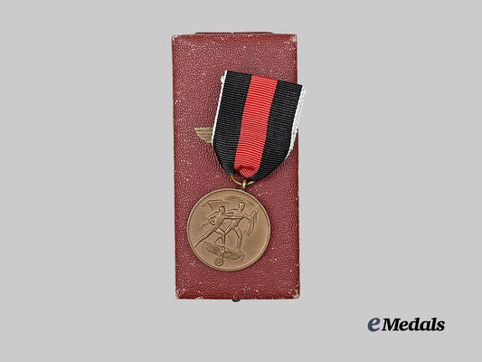 germany,_third_reich._an_entry_into_the_sudetenland_commemorative_medal,_in_case_of_issue_e_medals__g61753_4