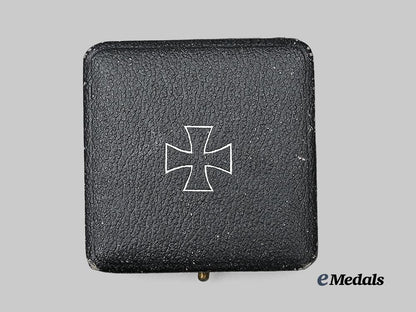 germany,_wehrmacht._a"_minty"1939_iron_cross_i_class,_with_case,_by_wilhelm_deumer_e_medals__g61755_2