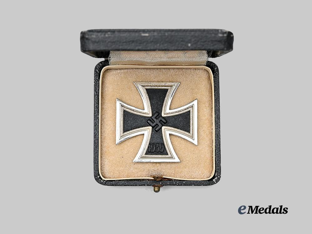germany,_wehrmacht._a"_minty"1939_iron_cross_i_class,_with_case,_by_wilhelm_deumer_e_medals__g61755_3