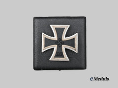 Germany, Wehrmacht. A 1939 Iron Cross I Class, with Case, by C.F. Zimmermann