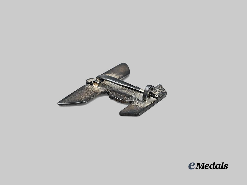 germany,_wehrmacht._a1939_clasp_to_the_iron_cross_i_class,_with_case,_by_eugen_schmidhäussler_e_medals__g61757_7