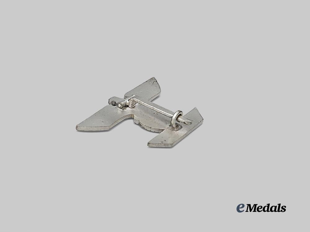 germany,_wehrmacht._a_mint1939_clasp_to_the_iron_cross_i_class,_with_case,_type_a_by_b._h._mayer_e_medals__g61758_7