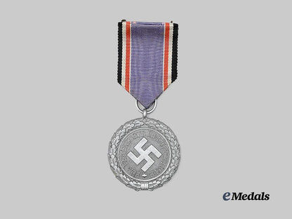 germany,_third_reich._an_air_defence_honour_decoration,_i_i_class_medal,_with_case_e_medals__g61764_5