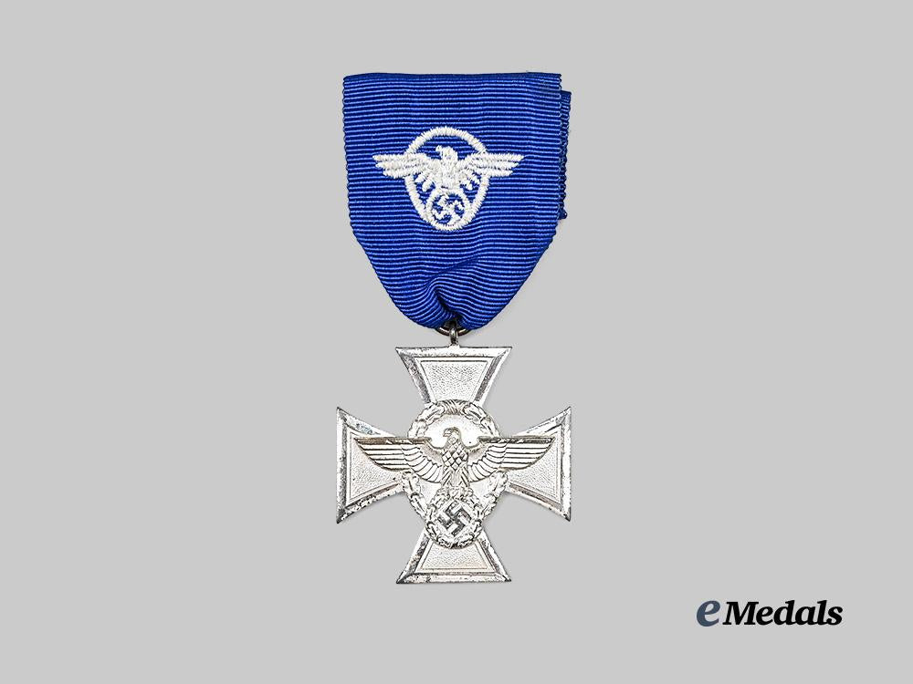 germany,_ordnungspolizei._an18-_year_long_service_award,_with_case_e_medals__g61769_5