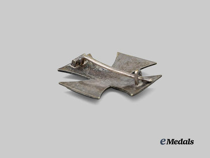 germany,_imperial._a1914_iron_cross_i_class,_by_carl_dillenius,_with_case_e_medals__g61774_7