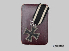 Germany, Imperial. A 1914 Iron Cross II Class, with Customized Presentation Case