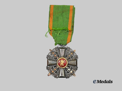 baden,_grand_duchy._an_order_of_the_zähringer_lion,_i_i_class_knight’s_cross_with_swords,_c.1916_e_medals__g61781_4