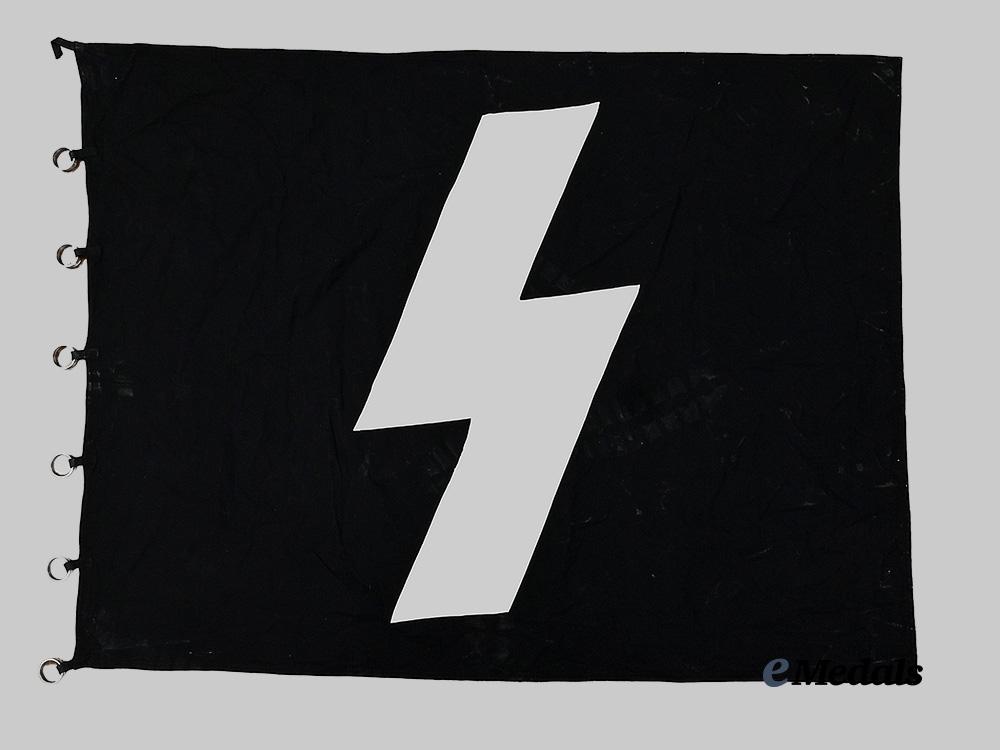 germany,_h_j._a_large_h_j_fähnlein_flag_e_medals__g61791_3