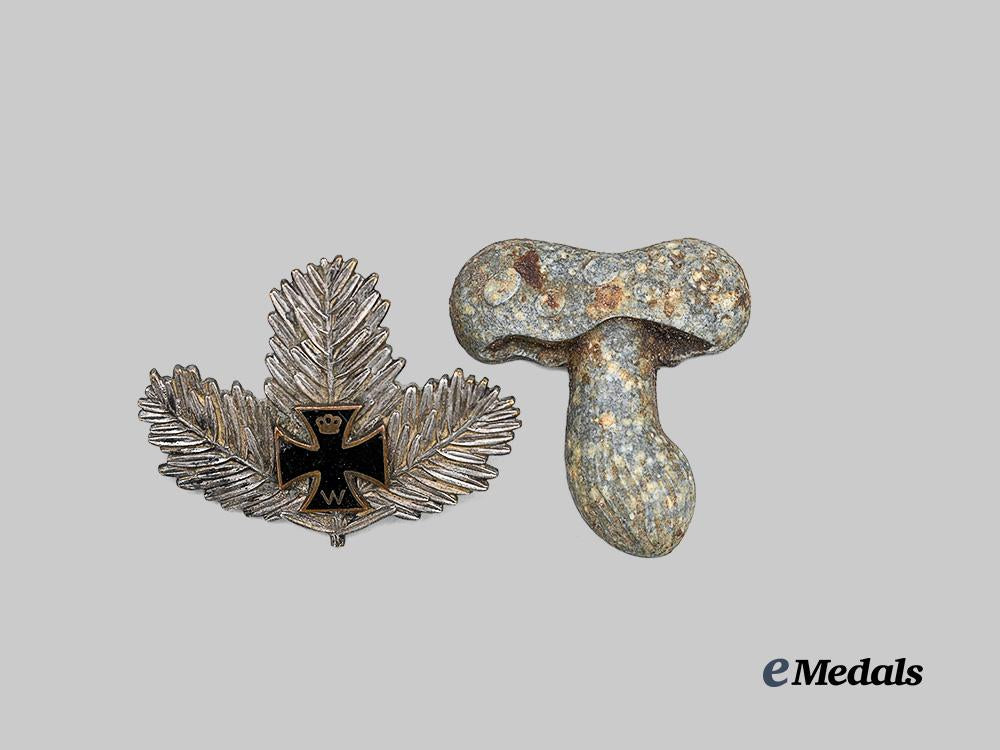 germany,_imperial._a_pair_of_patriotic_badges_e_medals__g61804_2