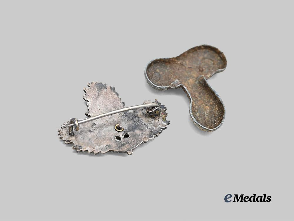 germany,_imperial._a_pair_of_patriotic_badges_e_medals__g61804_4