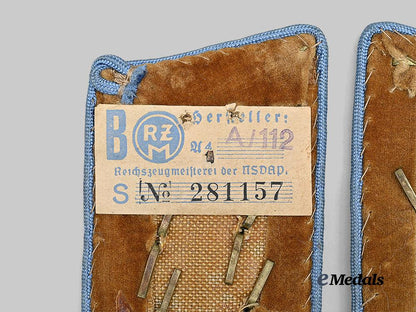 germany,_n_s_d_a_p._a_set_of_orts-_level_gemeinschaftsleiter_collar_tabs_e_medals__g61808_4