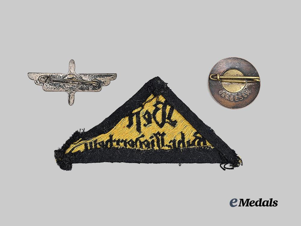 germany,_h_j._a_mixed_lot_of_badges_and_insignia,_d_j_and_h_j_issue_e_medals__g61813_3