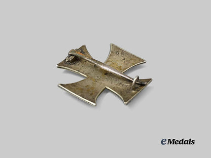 germany,_imperial._a1914_iron_cross_i_class,_privately-_purchased_example,_by_paul_meybauer_e_medals__g61823_4