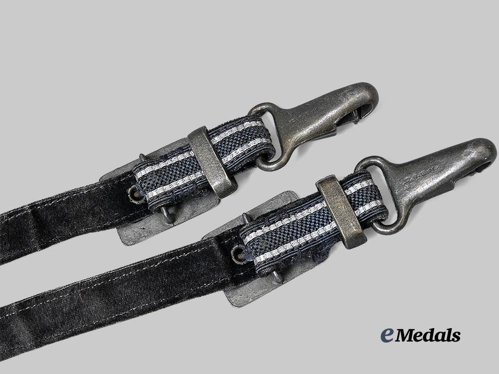 germany,_luftwaffe._a_general’s_dagger_hanger,_by_wilhelm_deus_e_medals__g61829_6