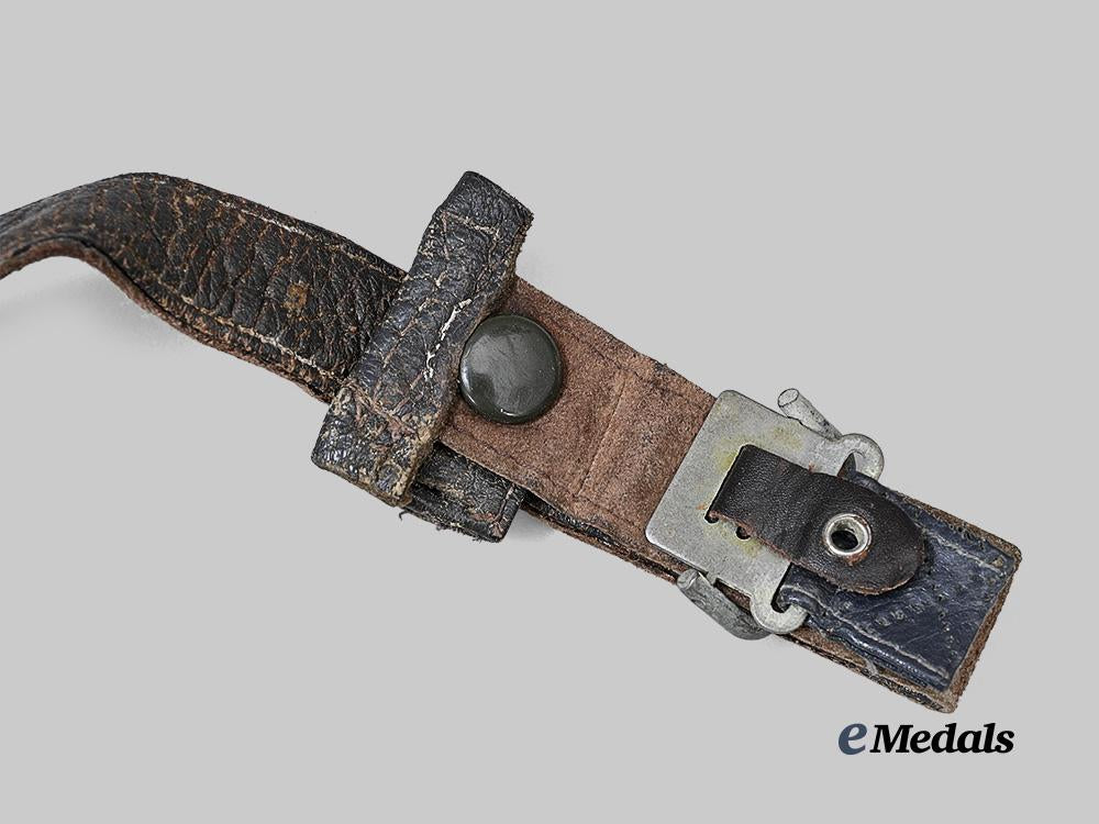 germany,_luftwaffe._an_m38_fallschirmjäger_helmet_chinstrap_e_medals__g61831_3