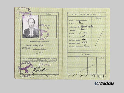 germany,_h_j._a_reisepass,_with_youth_foreign_travel_card,_for_a_croatian_excursion_to_adelheid_westrick_e_medals__g61833_5