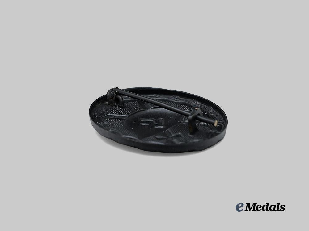 germany,_wehrmacht._a_mint_black_grade_wound_badge,_by_heinrich_wander_e_medals__g61850_7