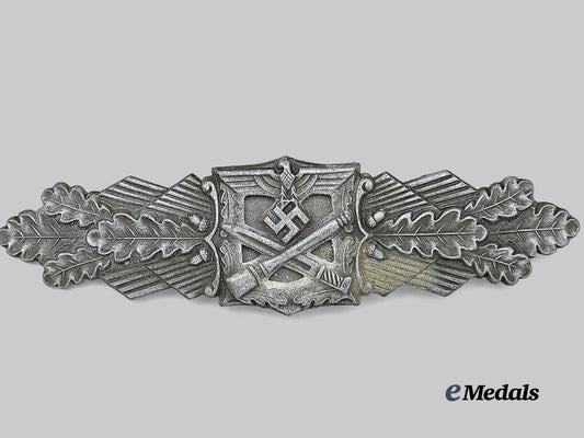 germany,_wehrmacht._a_close_combat_clasp,_bronze_grade,_third_pattern_by_friedrich_linden_e_medals__g61852_2