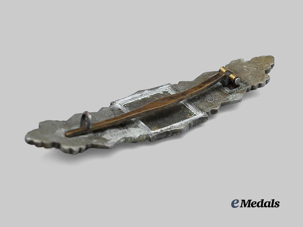 germany,_wehrmacht._a_close_combat_clasp,_bronze_grade,_third_pattern_by_friedrich_linden_e_medals__g61852_4