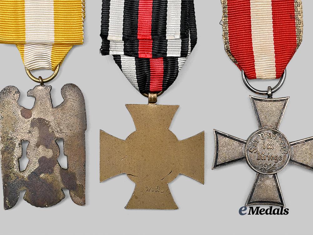 germany,_imperial._a_mixed_lot_of_awards_for_world_war,_freikorps,_and_civil_service_e_medals__g61863_6