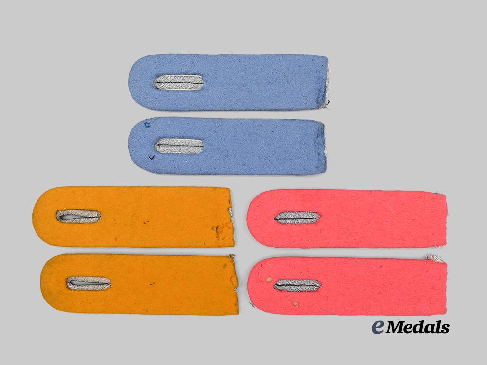 germany,_heer._a_mixed_lot_of_shoulder_boards_for_leutnant_ranks_e_medals__g61869_3