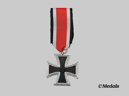 germany,_wehrmacht._a1939_iron_cross_i_i_class,_zink_core_version,_by_paulmann&_crone_e_medals__g61874_2
