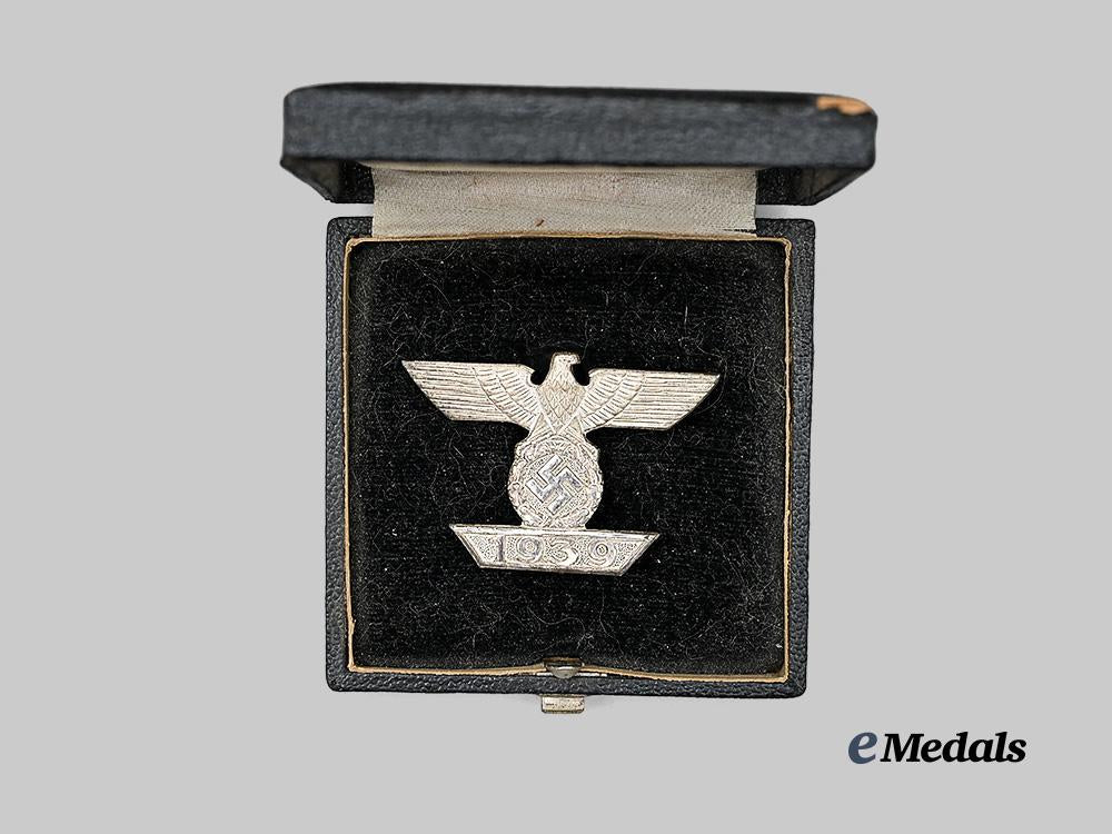 germany,_wehrmacht._a1939_clasp_to_the_iron_cross_i_class,_type_b_with_case,_by_b._h._mayer_e_medals__g61880_3