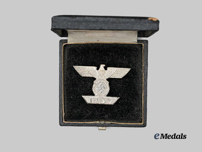 germany,_wehrmacht._a1939_clasp_to_the_iron_cross_i_class,_type_b_with_case,_by_b._h._mayer_e_medals__g61880_3
