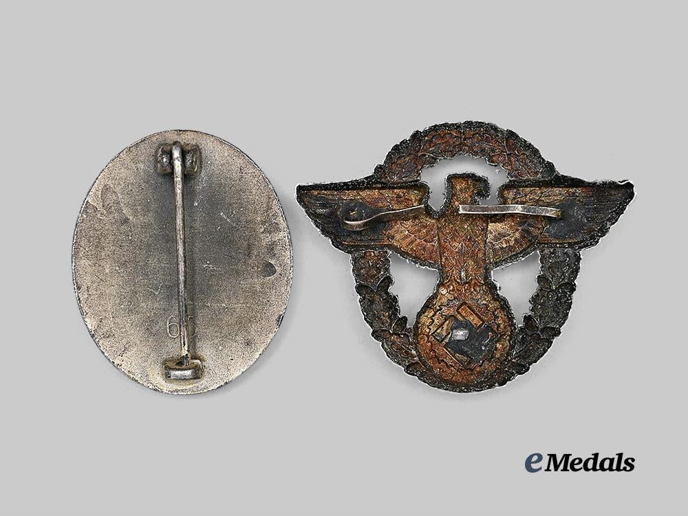 germany,_third_reich._a_pair_of_badges_for_wehrmacht_and_police_service_e_medals__g61883_3