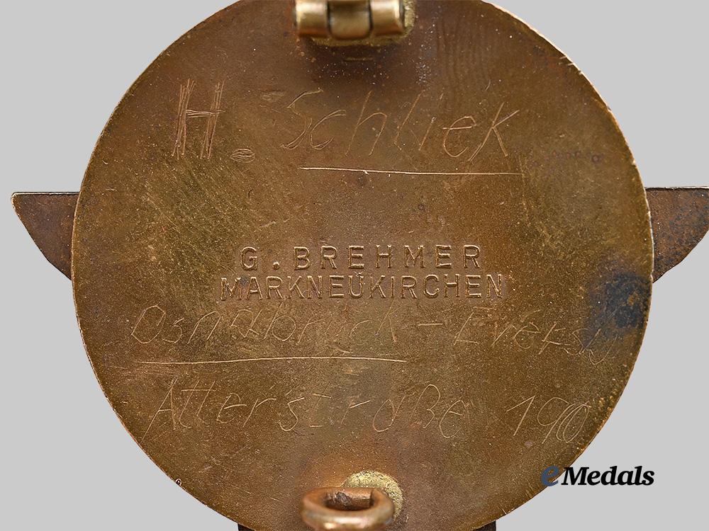 germany,_h_j._a_national_trade_competition_victor’s_badge,_owner-_attributed_example,_by_gustav_brehmer_e_medals__g61910_5