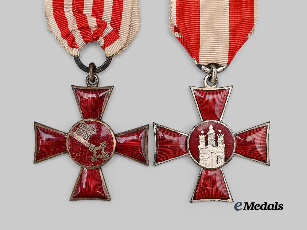 germany,_imperial._a_pair_of_hanseatic_crosses_e_medals__g61912_3