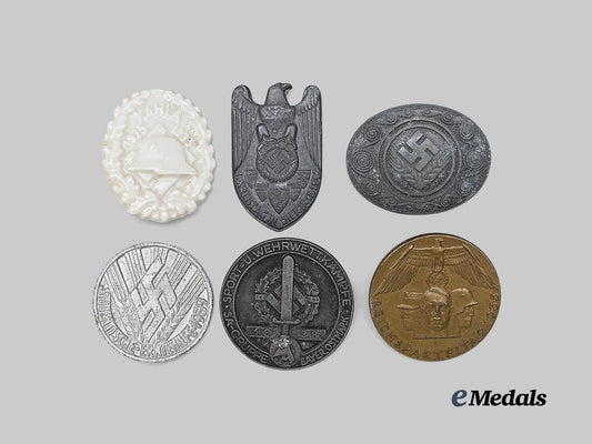germany,_third_reich._a_mixed_lot_of_badges_e_medals__g61919_2