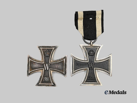 germany,_imperial._a_pair_of1914_iron_crosses,_i_i_and_i_class_e_medals__g61923_2