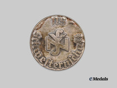 Germany, Third Reich. A Rare NS-Schwesternschaft Membership Badge in Silver