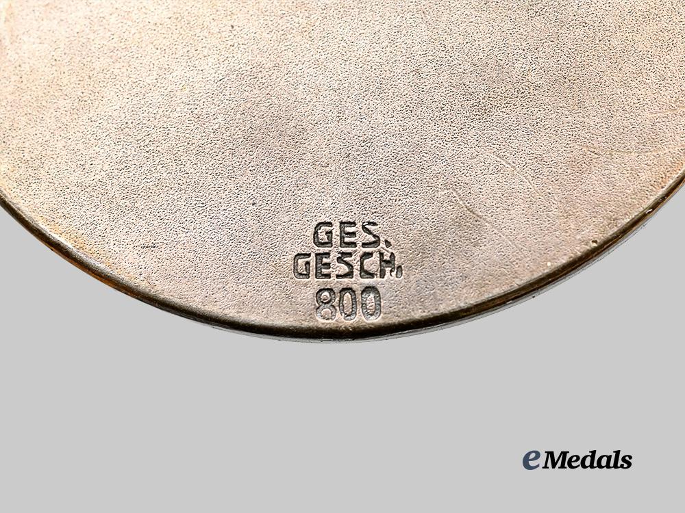 germany,_third_reich._a_rare_n_s-_schwesternschaft_membership_badge_in_silver_e_medals__g61931_5